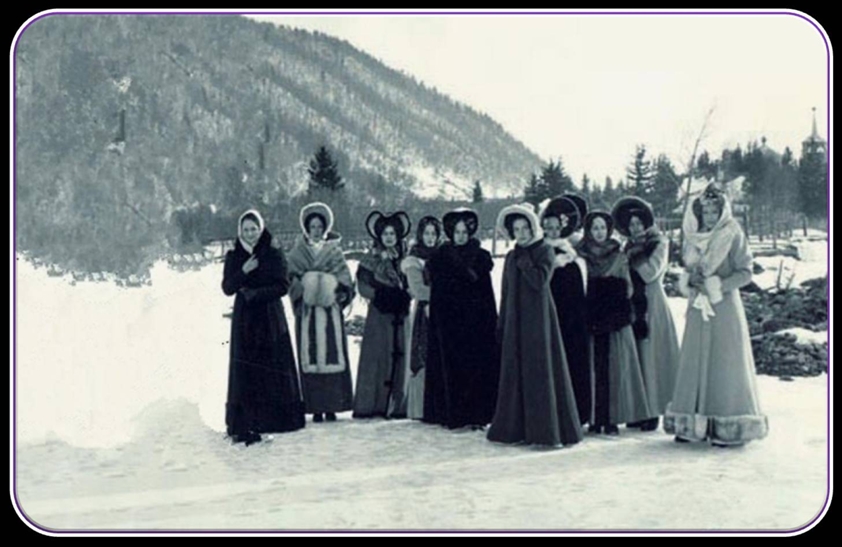 Женщины 19 века.jpg