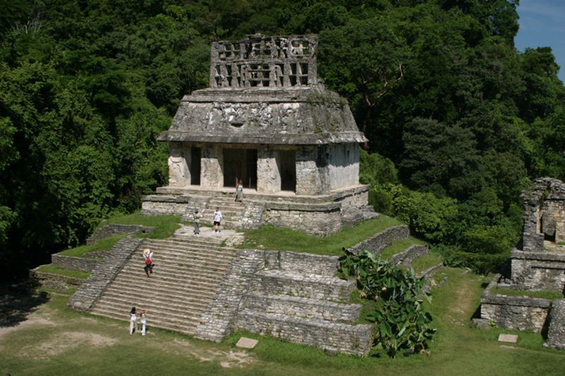 Palenque-templo-sol.jpg