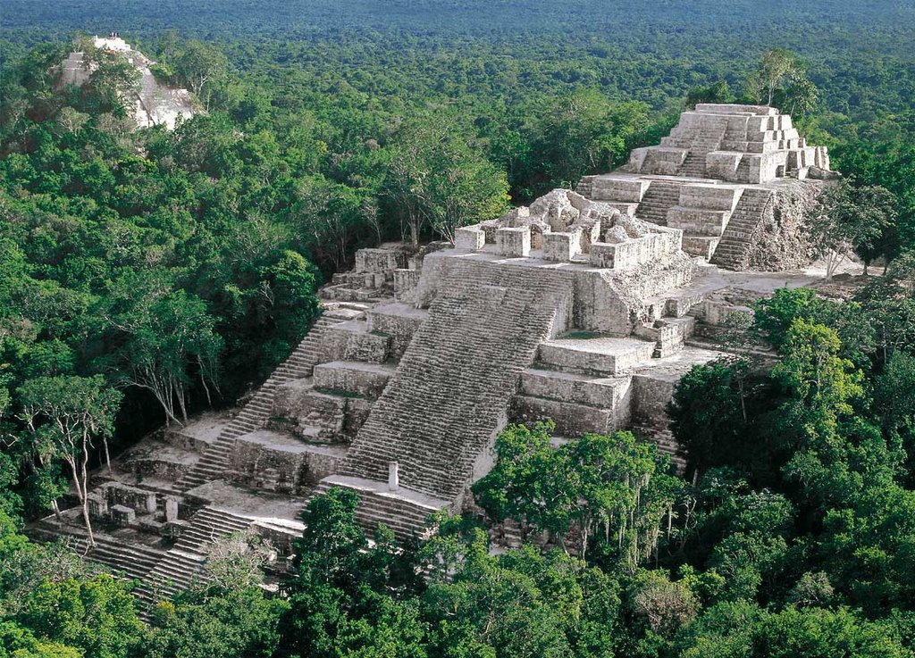 Pyramid of Calakmul, Yucatan 3.j