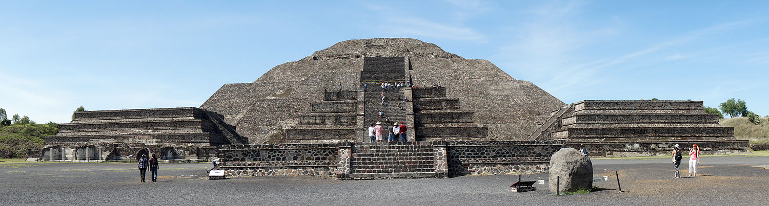 Moon Pyramid Teotihuacan.JPG