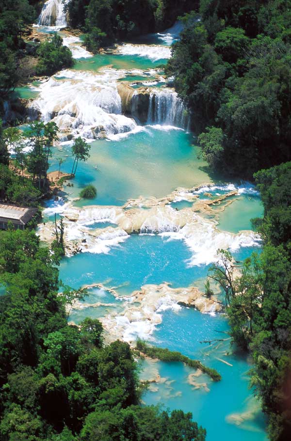Blue Falls, Chiapas Mexico 2.jpg