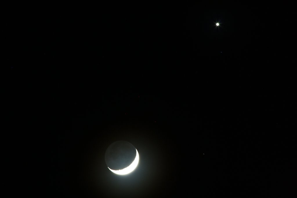 Moon - Venus (2).JPG