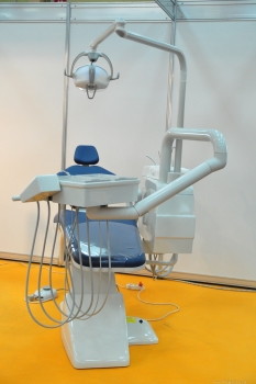 Dentistry-chair399.jpg