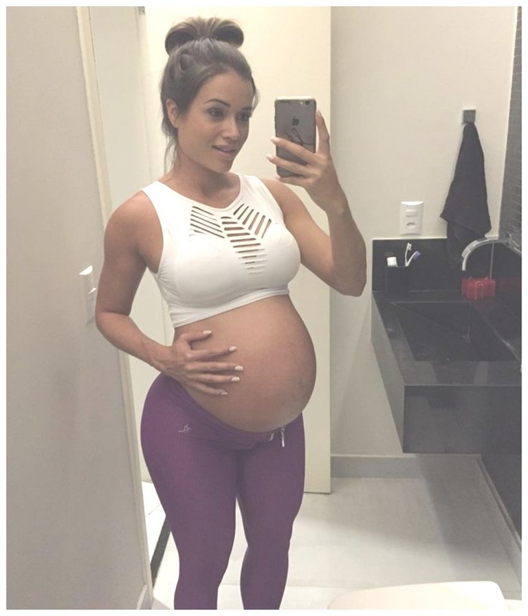 pregnant purple leggings.jpg