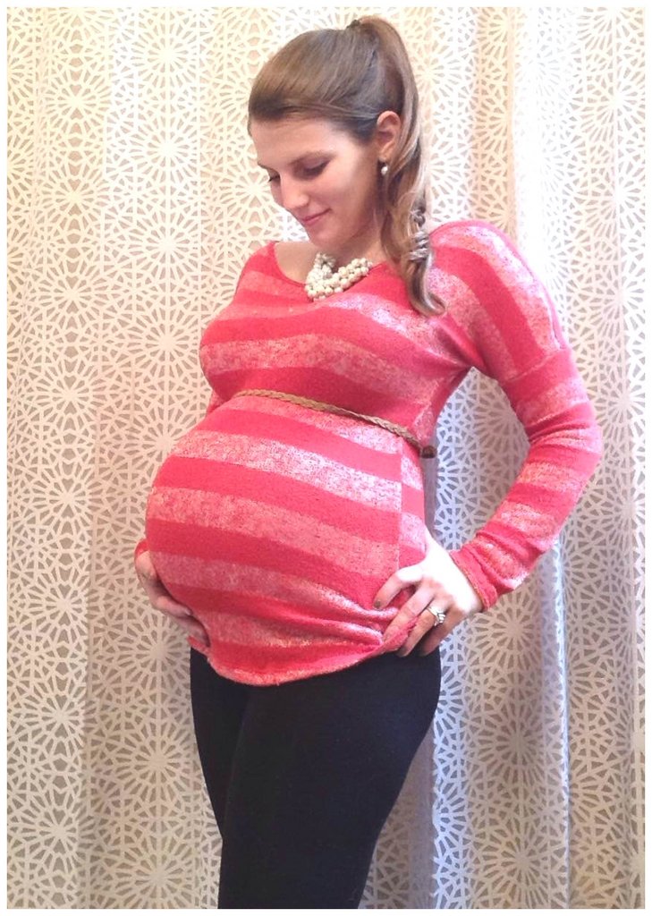 pregnant red top.JPG