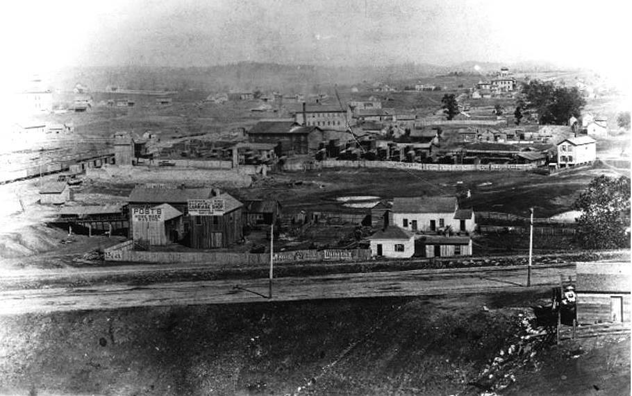 KNOXVILLE  -1872  - LOOKING NORT