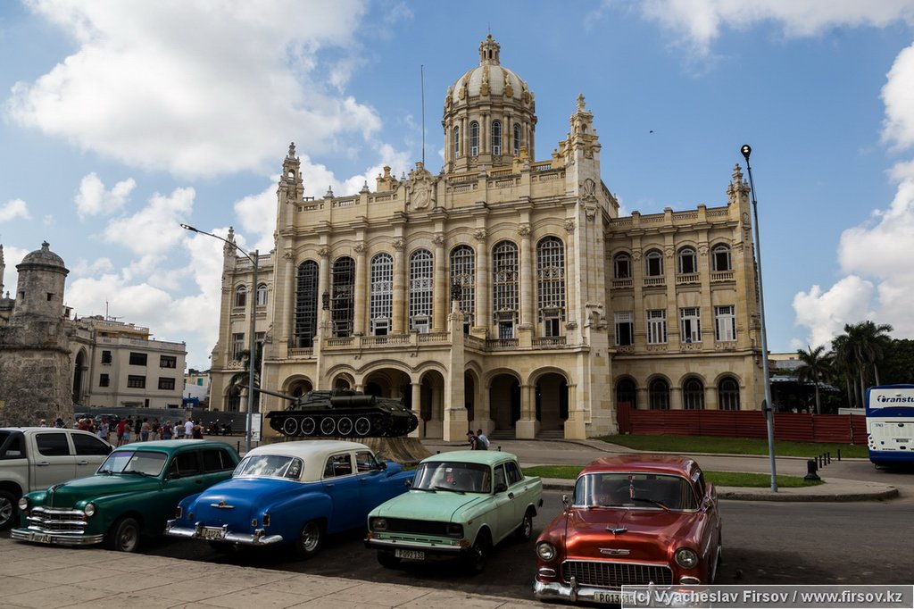 Havana-museum (26).jpg