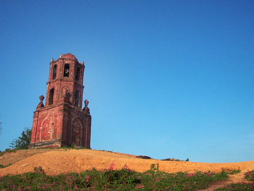 Bantay Church Steeple.jpg