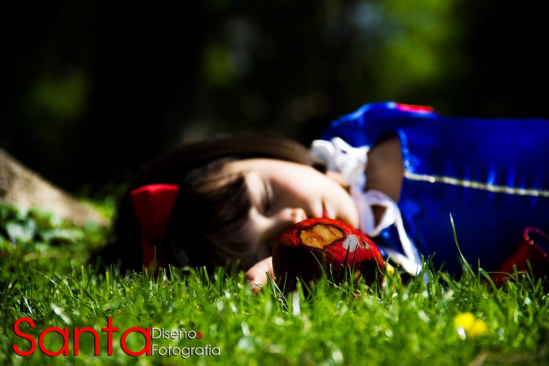 Snow White (09).jpg