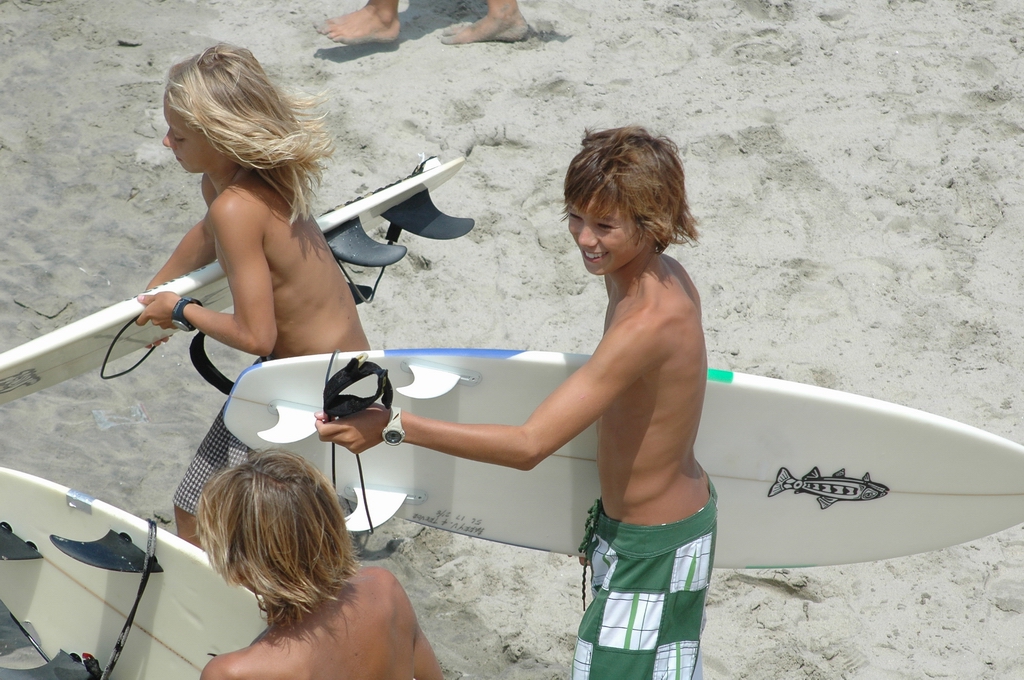 Surfer Boys California 02  0129.