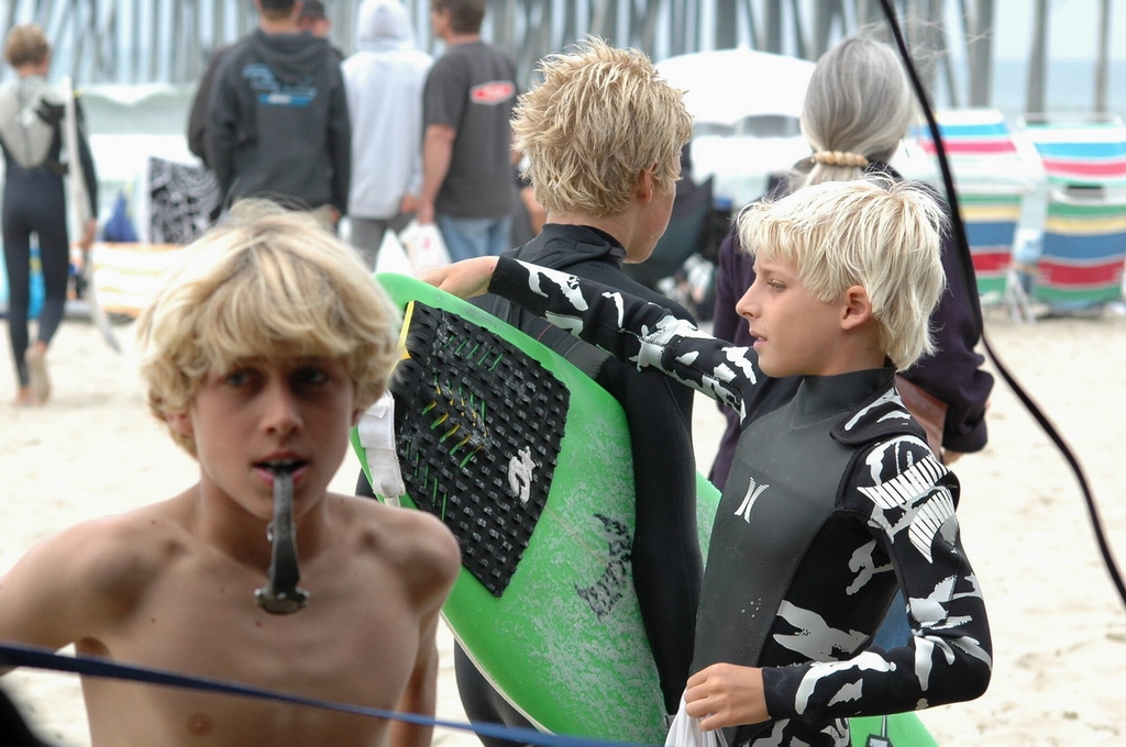 Surfer Boys California 10  1069.
