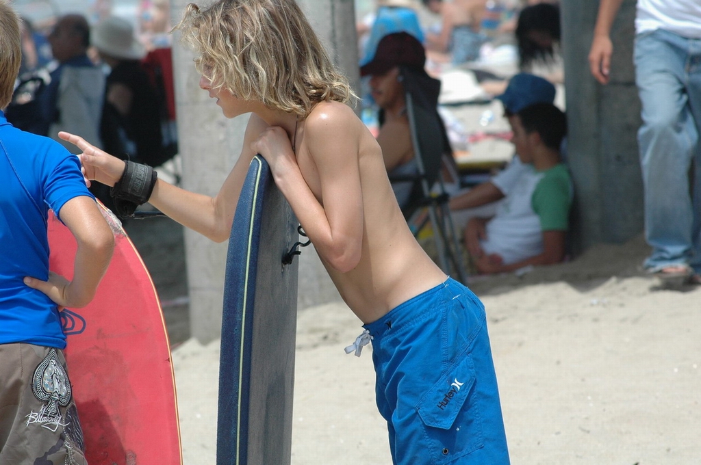 Surfer Boys California 14 1406.j