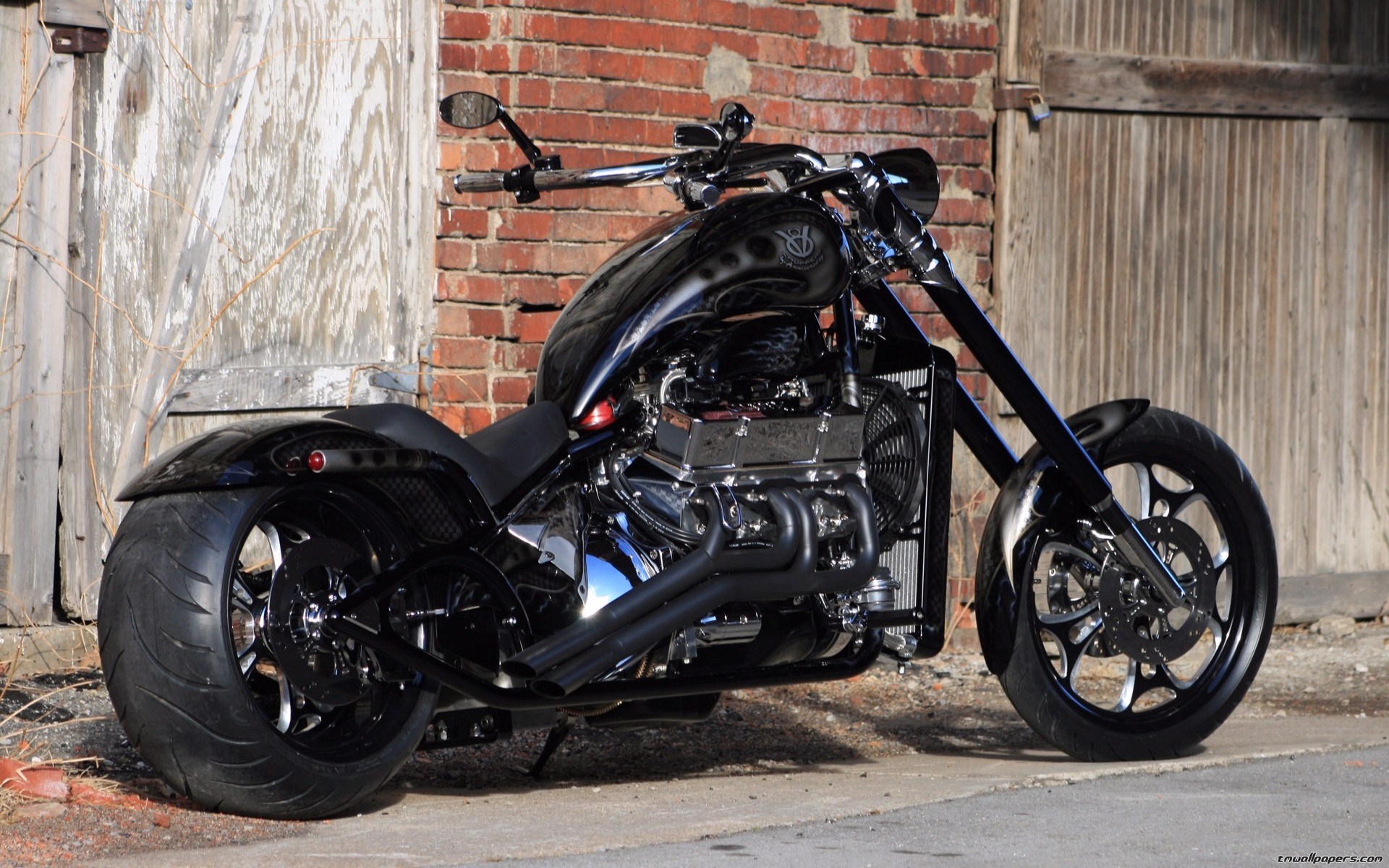 Harley-Davidson&Chopper-1920x120
