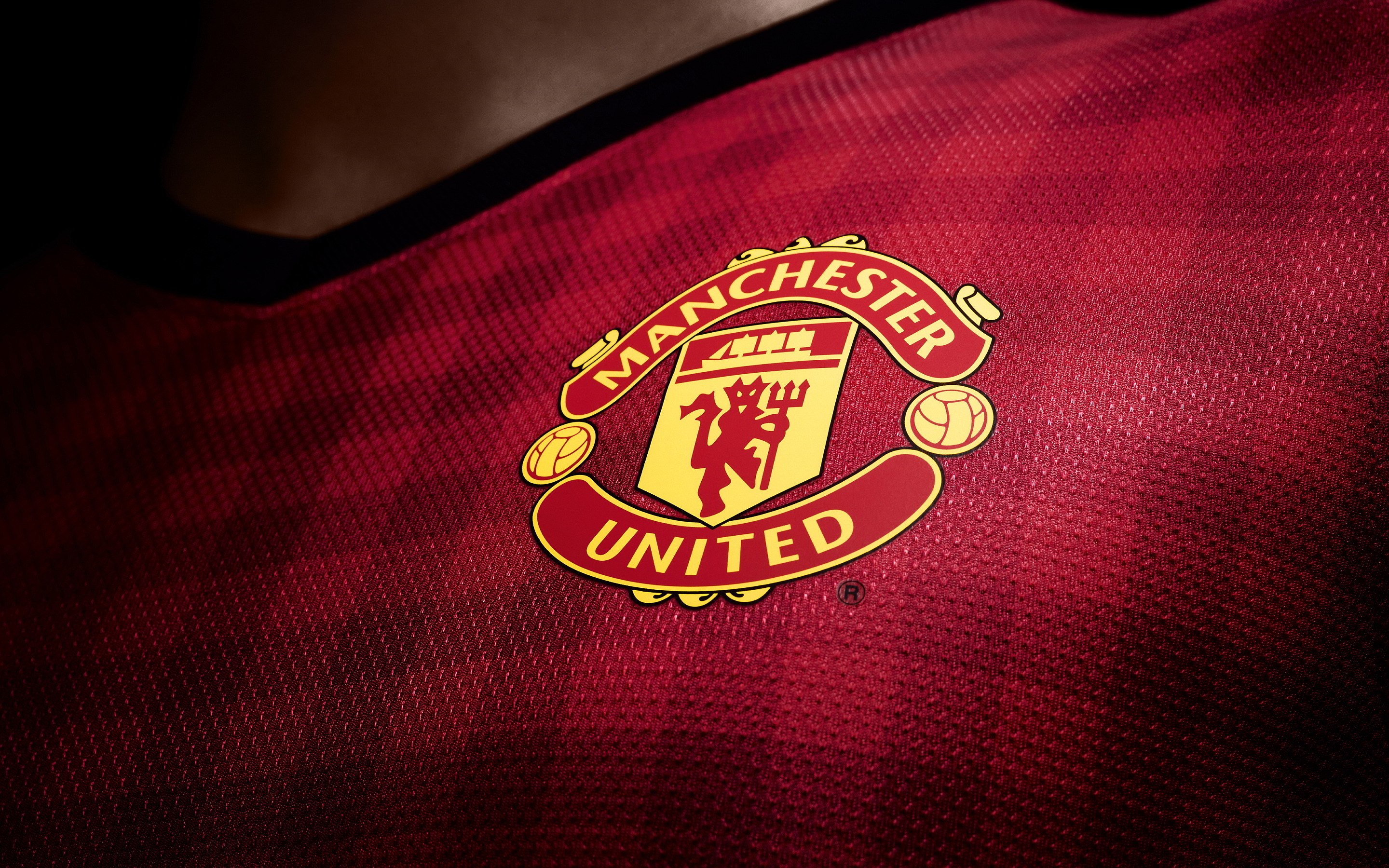 manchester-united-logo.jpg