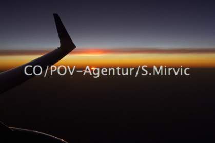 4296CO&POV - Agentur Mirvic.jpg