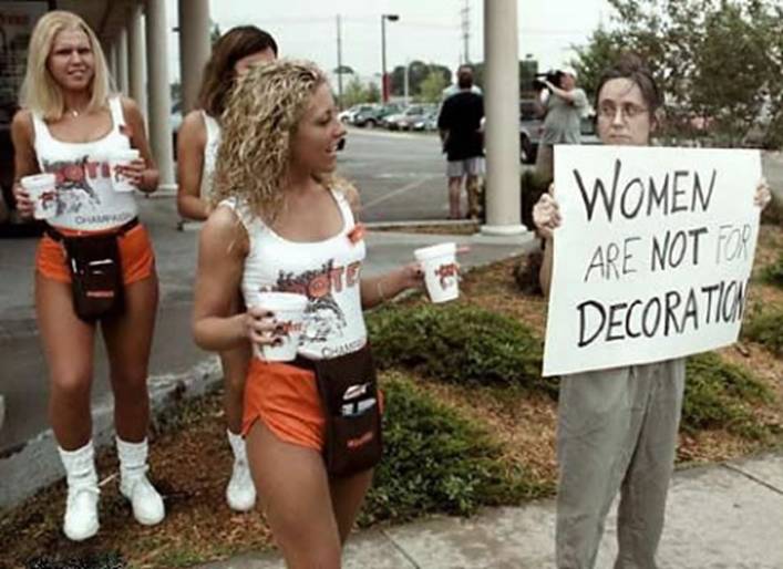 funny-picture-photo-sign-women-s