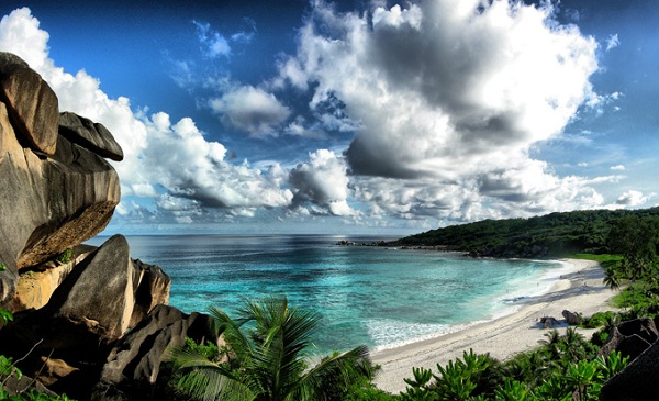 Qu_c_o_Seychelles_h_n_ng_c_gi_a_