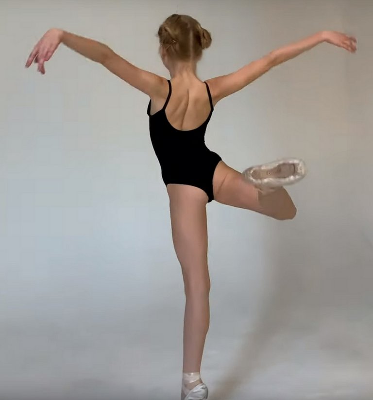 ballet_02_18.jpg