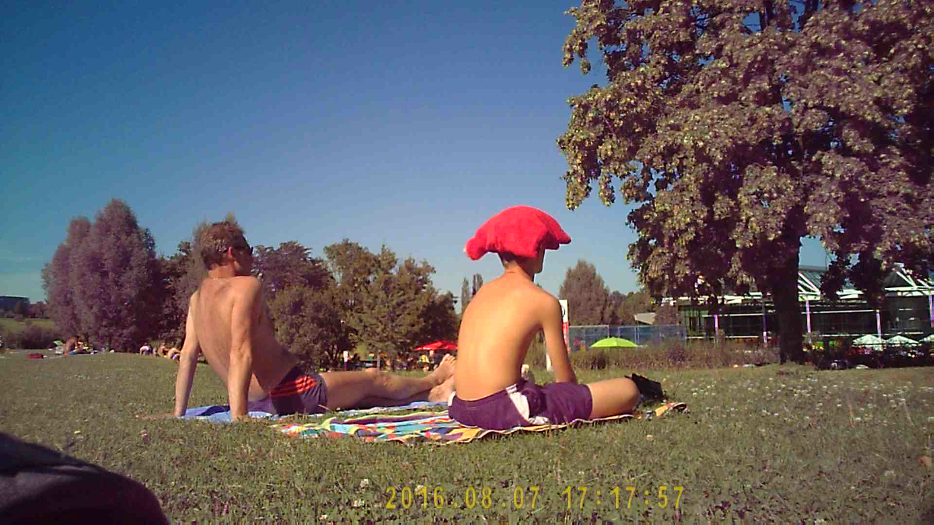 2016-08-08-Boys im Schwimmbad-45