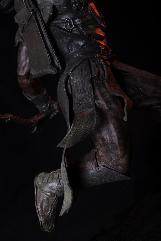 Uruk-hai Scout Swordsman Statue