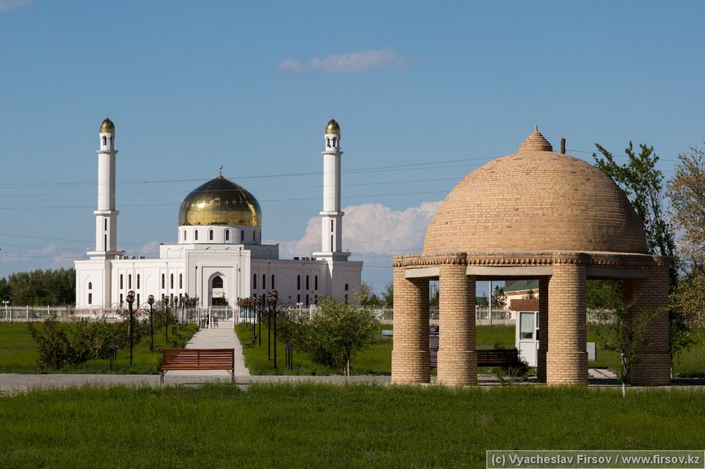 Otyrar-Kazakhstan (21).jpg