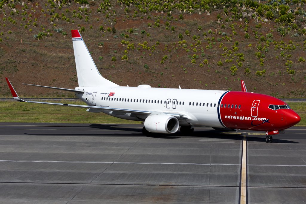 B-737_SE-RRH_Norwegian_Air_Swede