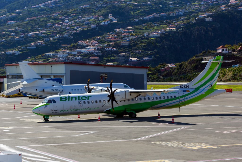 ATR-72_EC-KSG_Binter_Canarias_1_