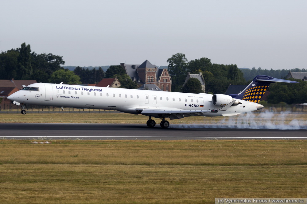 CRJ-900_D-ACNQ_Lufthansa_CityLin