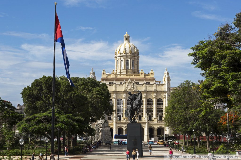 Havana-museum (24).jpg