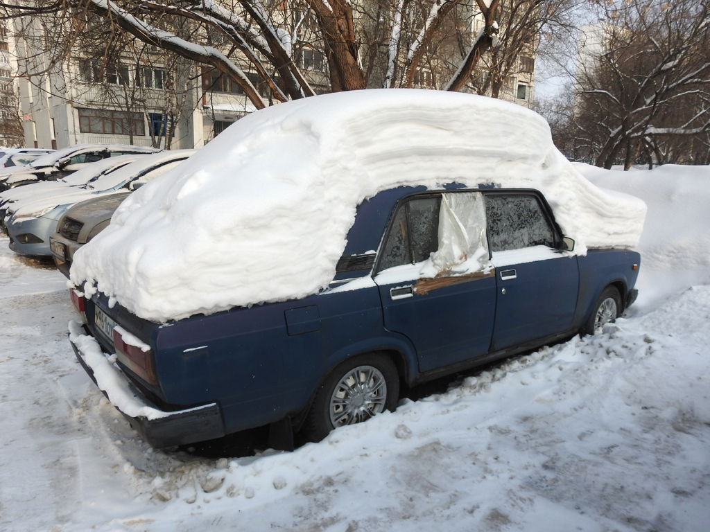 min_Москва - Машина под снегом 06.02.22.jpg