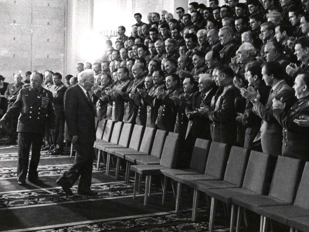 min_Комсомольское совещание 06 Май 1984.jpg