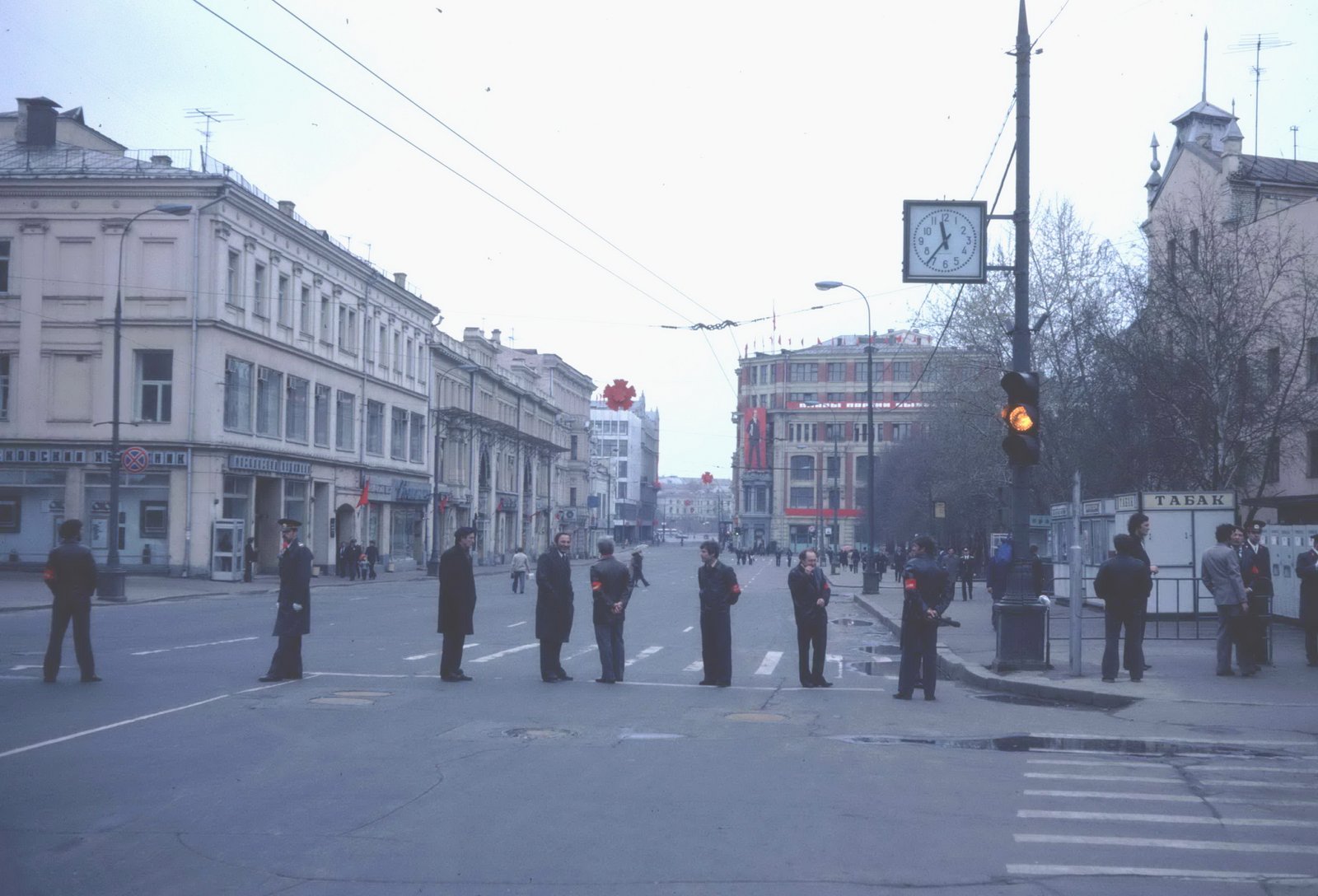 Улица Горького, 1 мая 1982 года
