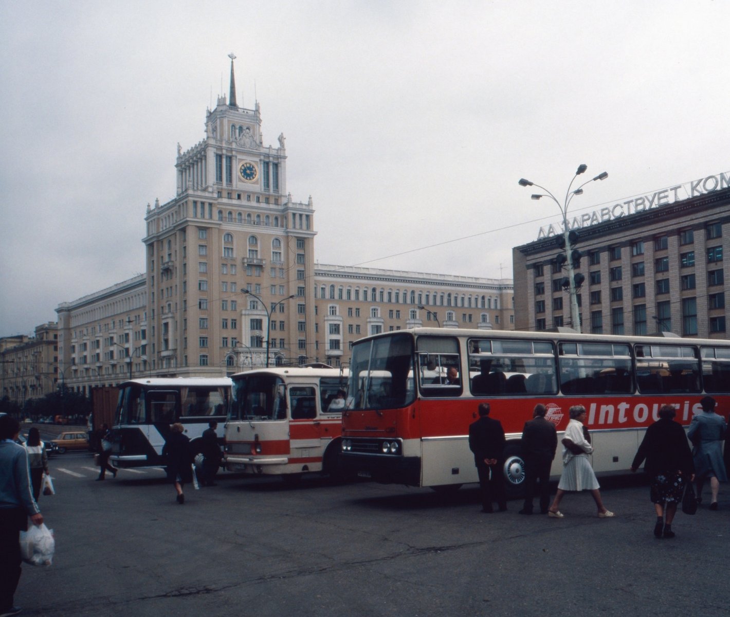 Площадь Маяковского, 1987 год