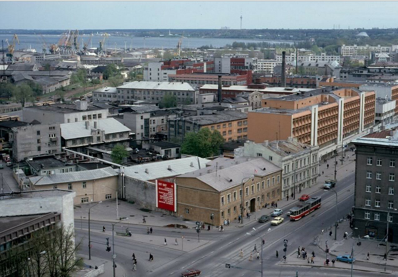 1987. Таллин