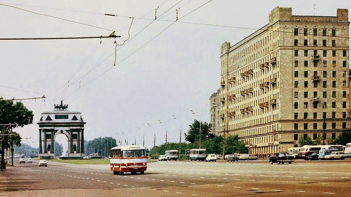 Кутузовский проспект, 1976 год