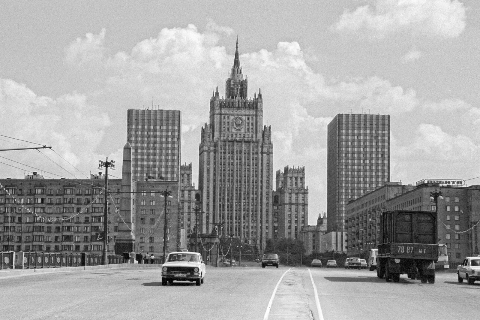 Смоленская улица, 70-е