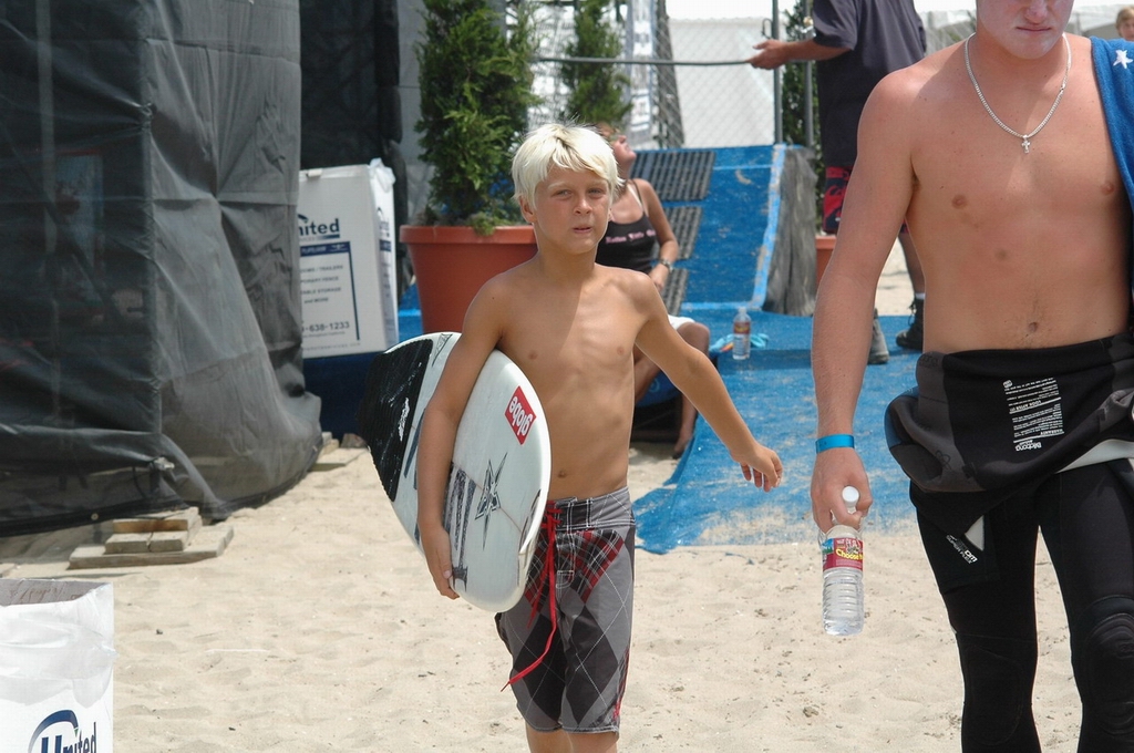 Surfer Boys California 14 1412.j