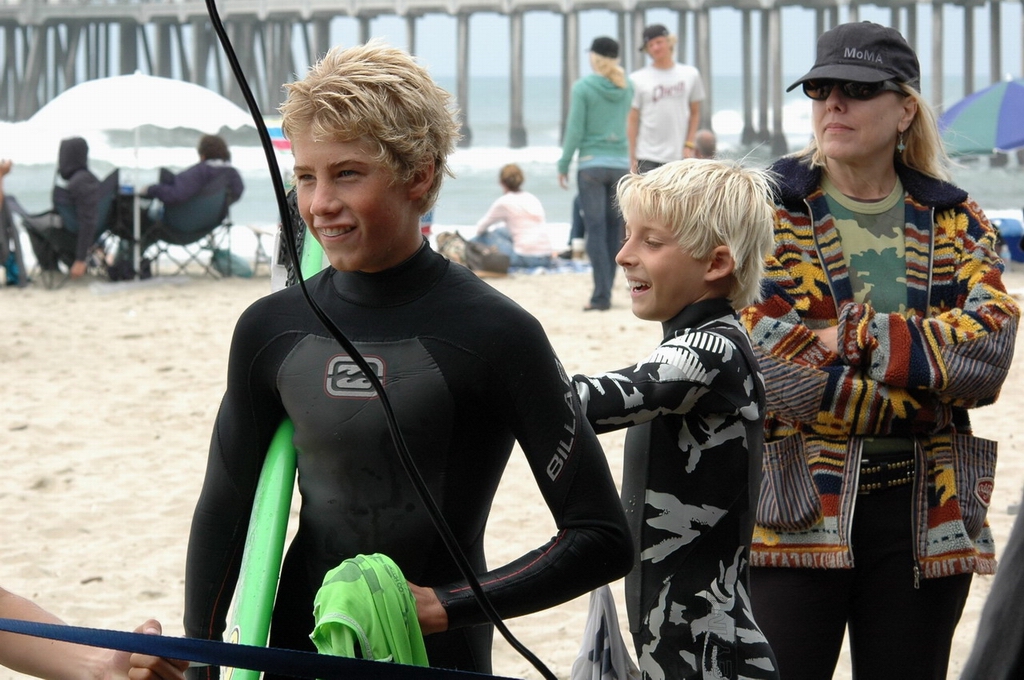 Surfer Boys California 10  1067.